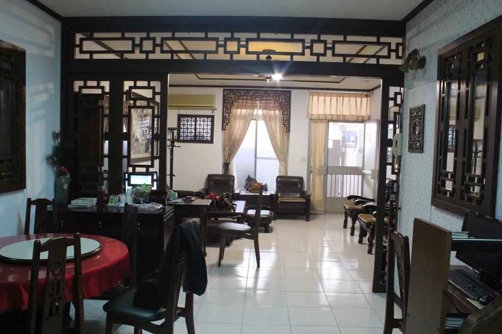Tainan Travel Inn - Chenggong Univ. Exterior foto
