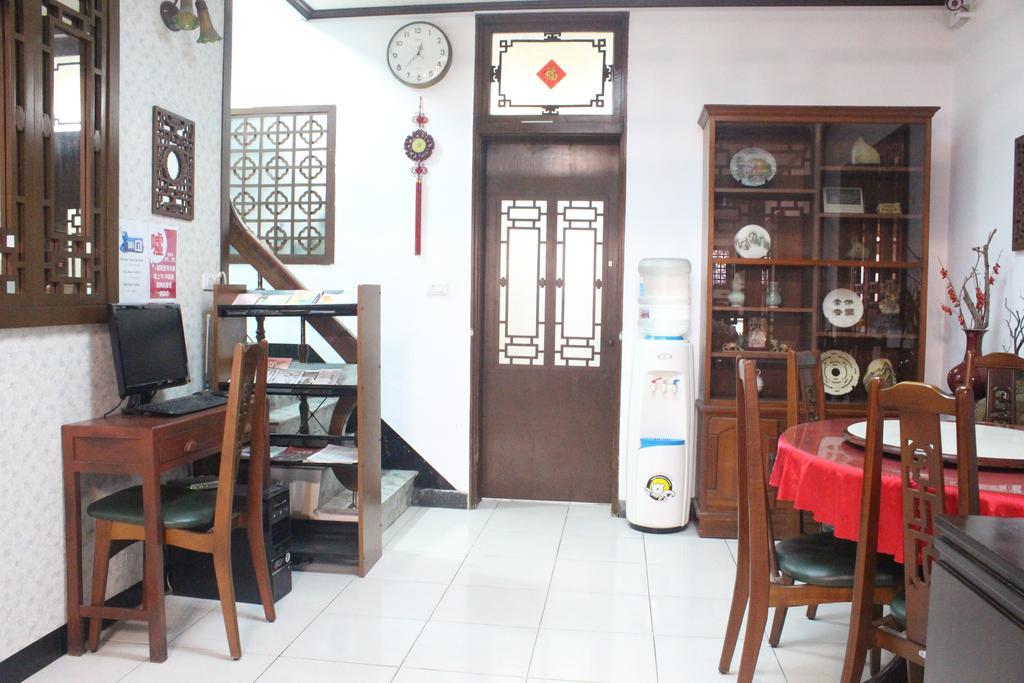 Tainan Travel Inn - Chenggong Univ. Exterior foto