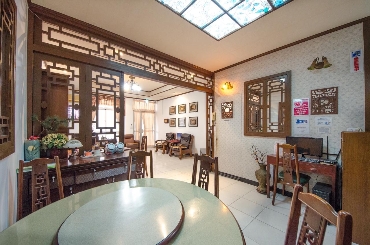 Tainan Travel Inn - Chenggong Univ. Exterior foto