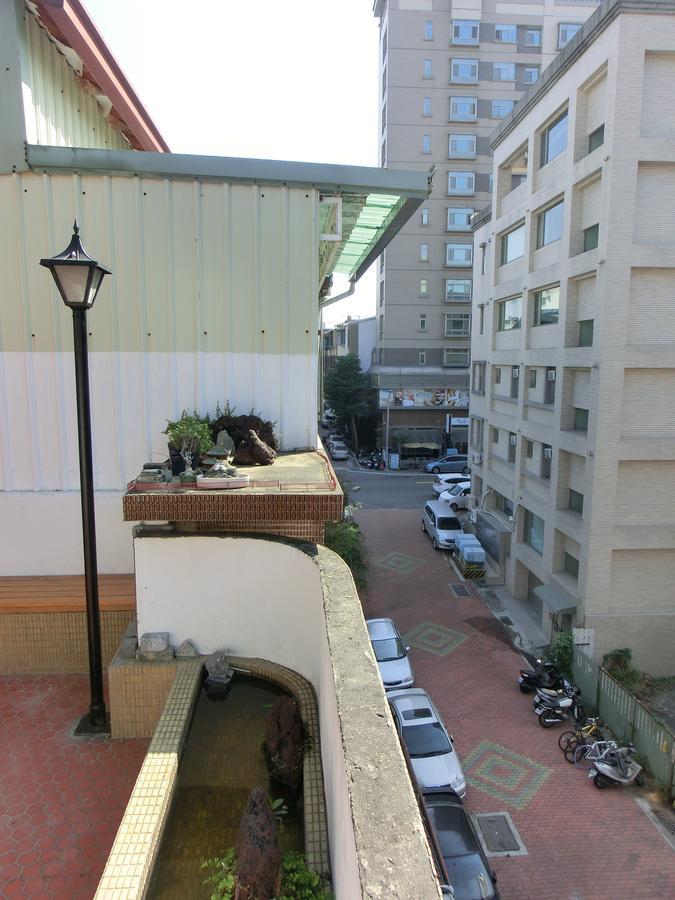 Tainan Travel Inn - Chenggong Univ. Exterior foto
